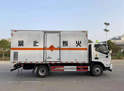 甘南爆破器材运输车