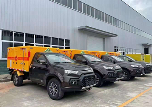 甘南爆破器材运输车-保障安全与效率的关键